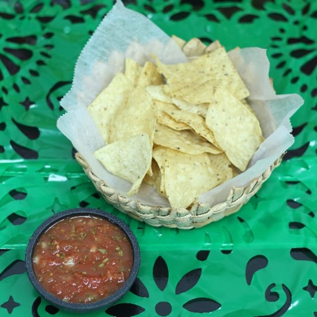 Chips & Salsa.