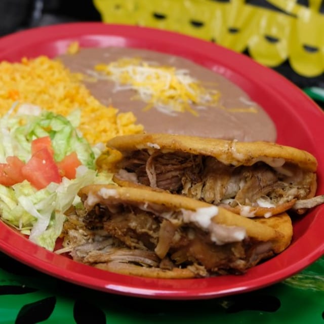 Gorditas Plate.